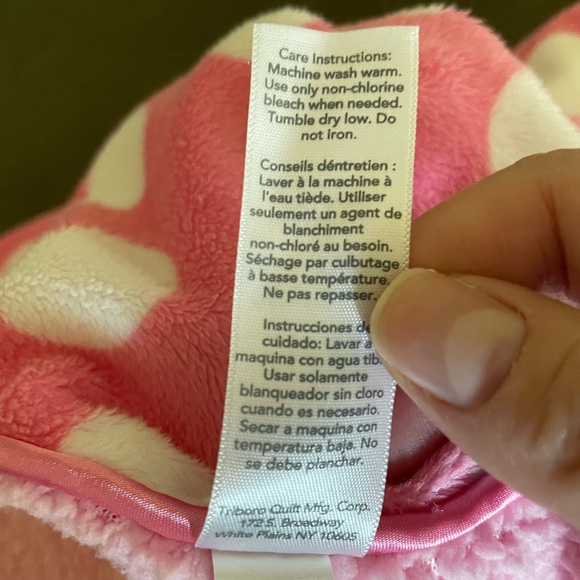 2/$15 Baby Girl Blanket Bundle (3) - Picture 10 of 13